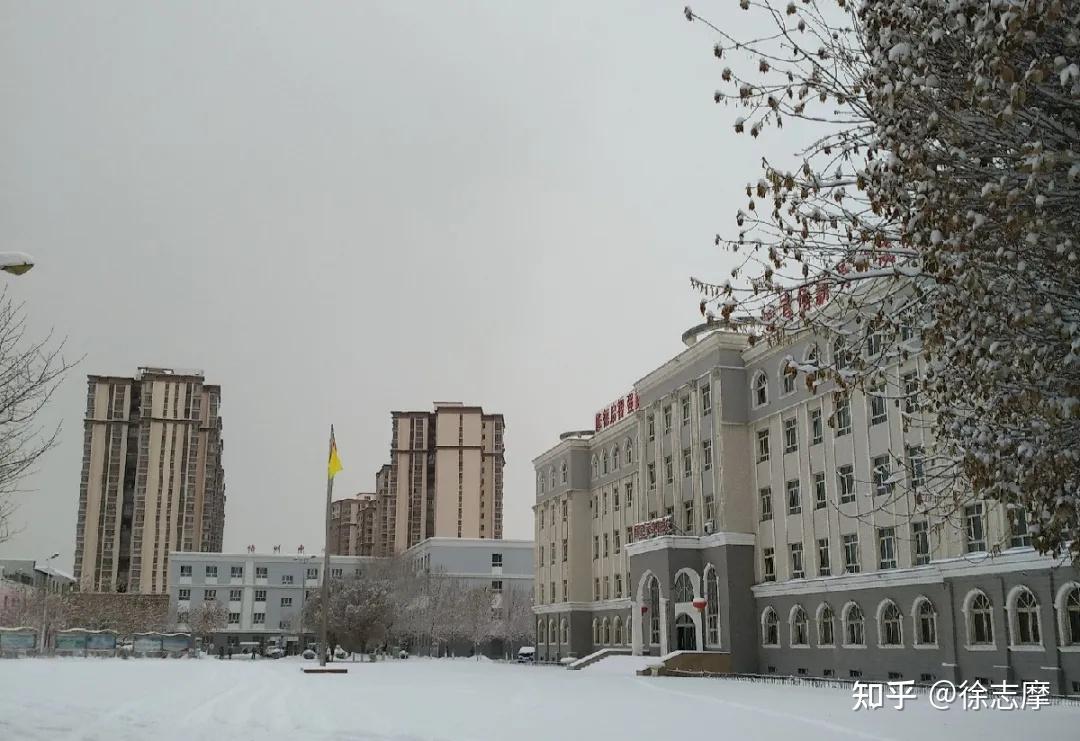 军眼观校2021年定向培养士官院校巡展第二站新疆石河子职业技术学院