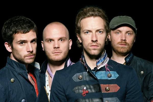 martin          吉他手 jon buckland          贝斯手 guy berryman