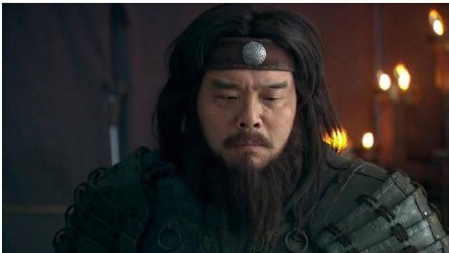 这梁王彭越和楚王韩信还真是一个德行,都装病逃避参与征讨.