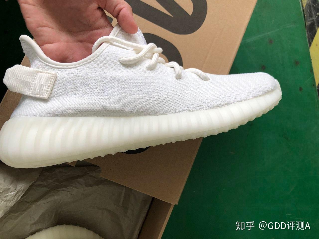 yeezy350白冰淇淋真假对比鉴定椰子纯白gdd评测