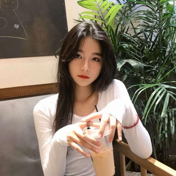 有没有让你一眼心动的女生头像