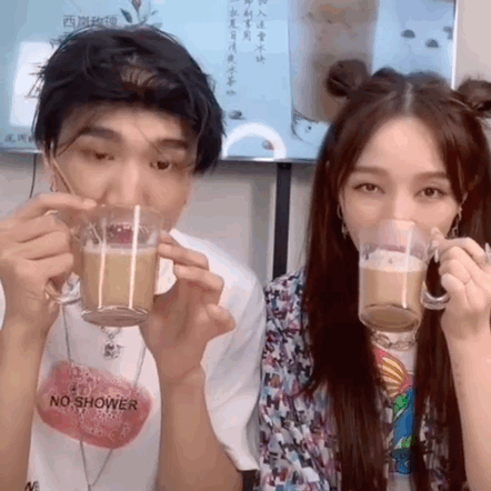 韩美娟直播假发片惹尴尬,众明星们与假发片的