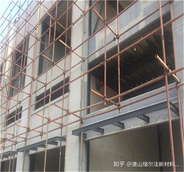 新型装配式建筑免拆模板体系