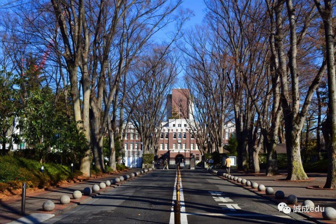 日本大学介绍成蹊大学日本前首相安倍晋三的母校