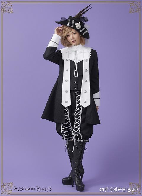 王子系lolita安利!谁说lolita不能超帅气?男孩子也穿的lolita