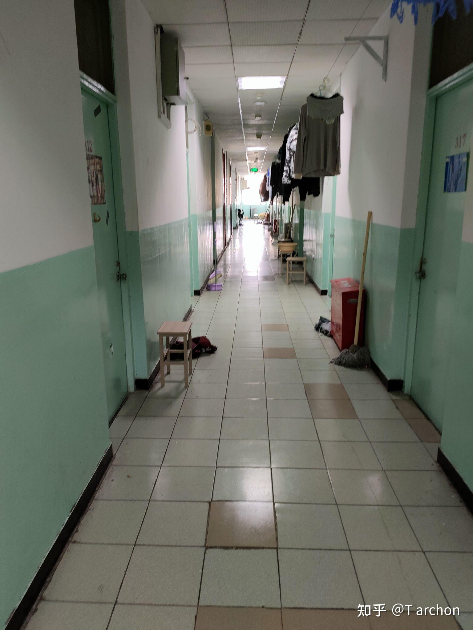 请问2021年的对外经济贸易大学男生宿舍条件如何有实拍图吗谢谢各位学