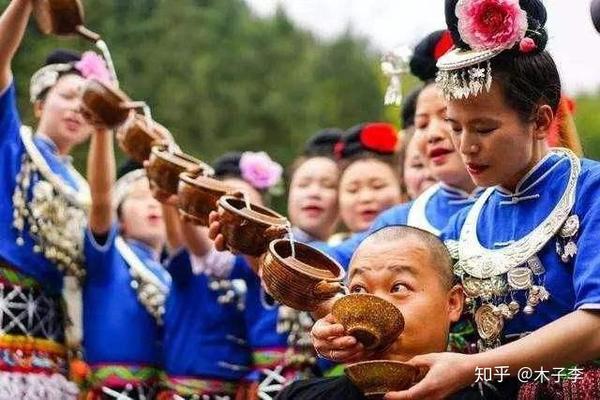 未来酱:贵州苗族饮酒酒俗之苗族敬酒礼仪