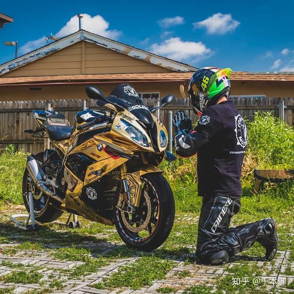 宝马s 1000 rr