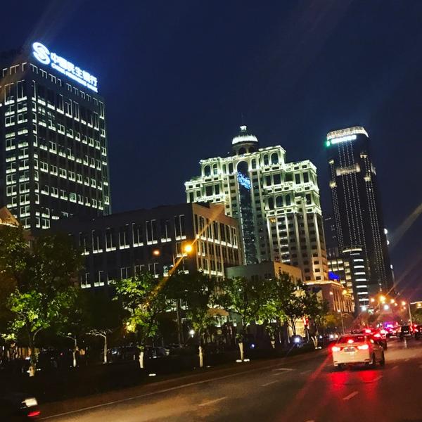 图二:十一 武汉 又一次公交车上随手一拍 困了在车上睡着了,醒来时