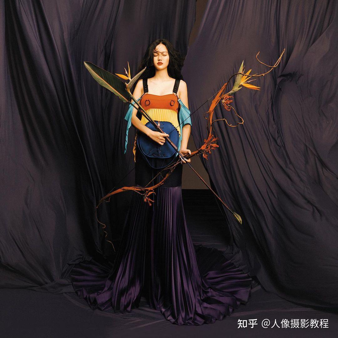 新锐摄影师钟灵高级感优秀时尚人像摄影作品集赏析ins大师图集