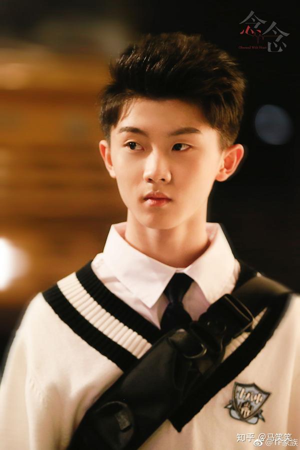 为什么tf家族的练习生只有马嘉祺不是锅盖头?