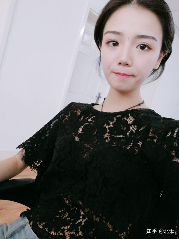 为什么女人能相信美颜后的照片就是真实的自己?