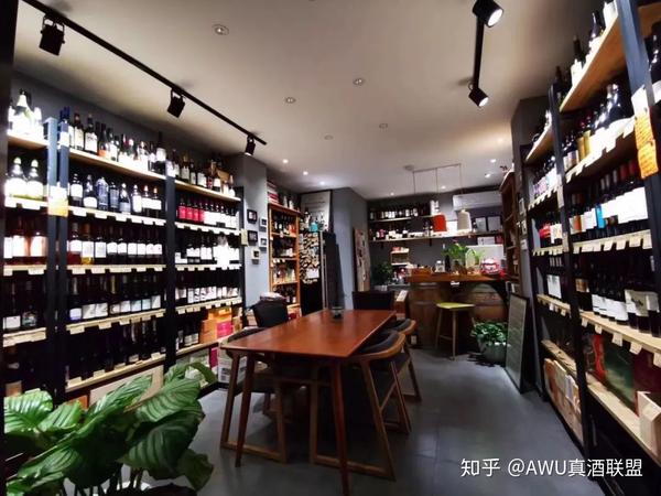 一个卖酒问题(150):地段不好钱不多,怎样装修成一个吸引人气的好门店?