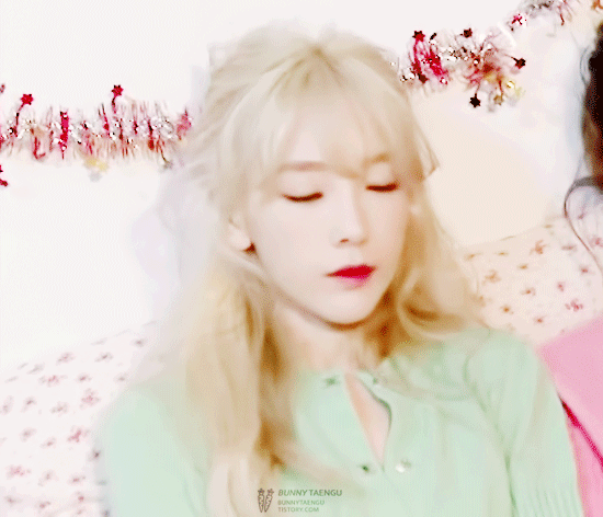 有哪些惊艳你的女子偶像动图(gif)?