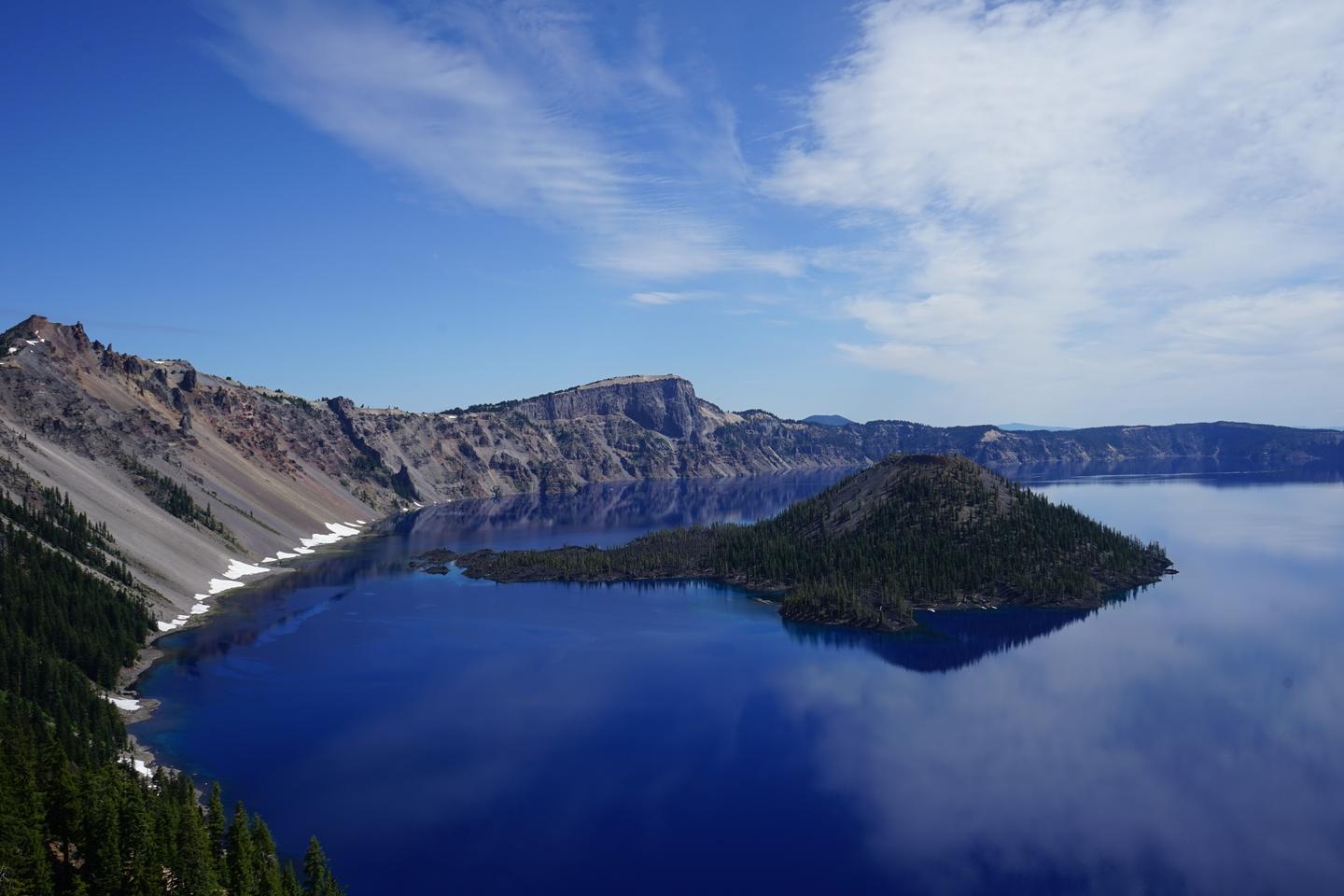 沉睡的大地火山口湖国家公园