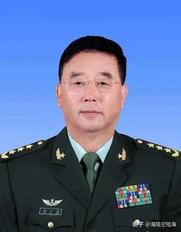 解放军现役33名上将