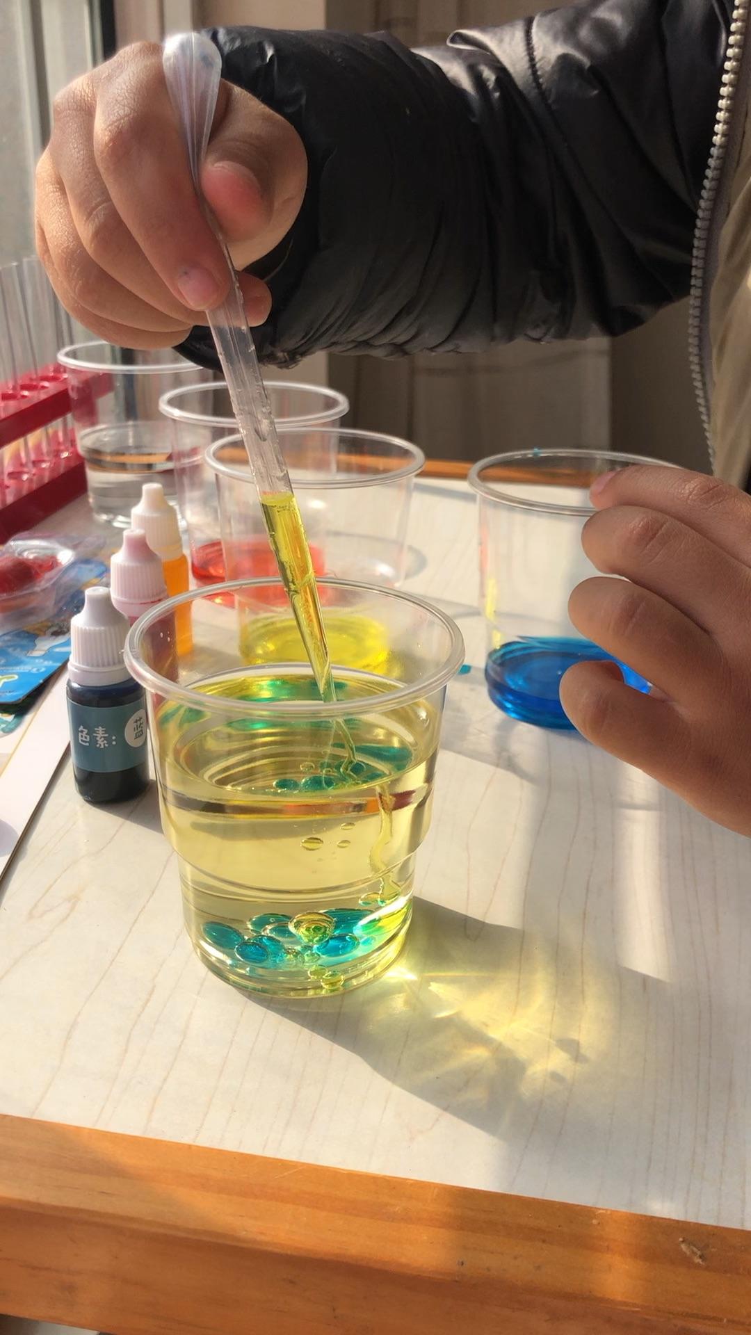 有哪些适合在家里跟孩子做的科学实验?