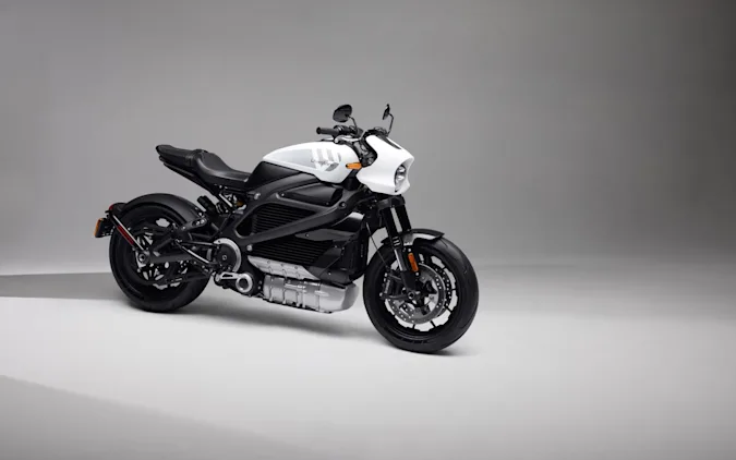哈雷戴维森公司最新的 livewire 电动摩托车更实惠