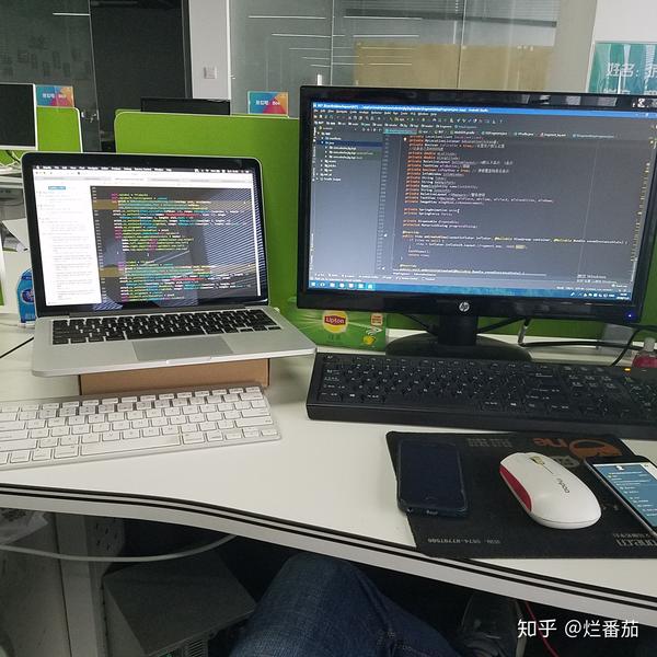 配了2台电脑 macbook硬盘太小 没办法又搞了一台windows 工作起来有点