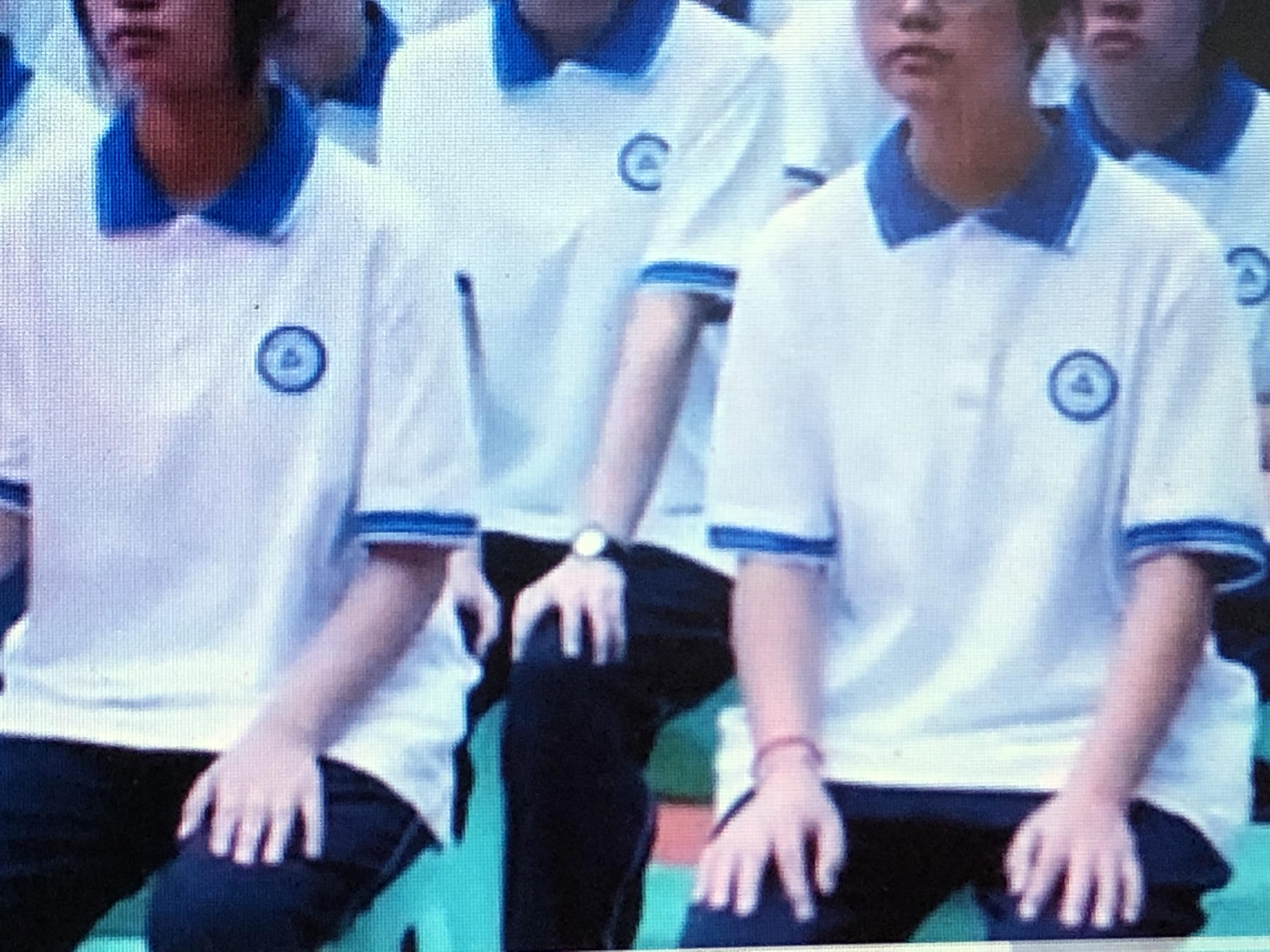 有人知道这个是渝北哪个学校的校服吗