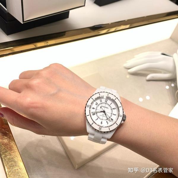 时尚时尚最时尚的女表香奈儿j12