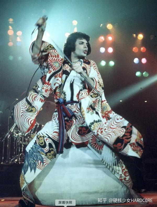 关于queen乐队主唱弗莱迪默克里freddiemercury你需要知道的那些事