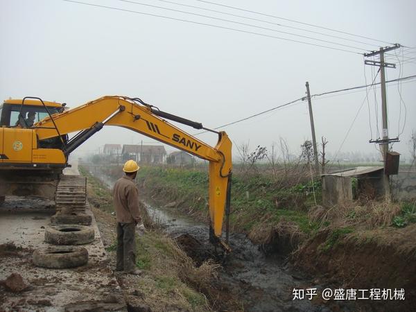 挖掘机操作经验篇:挖土,整平,挖沟,刷坡