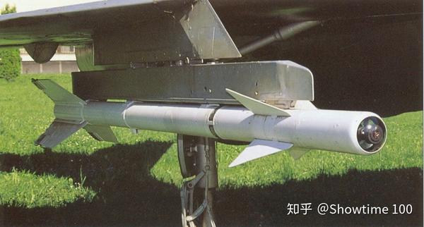 北越空军的r-3s空空导弹,北约代号aa-2"环礁"