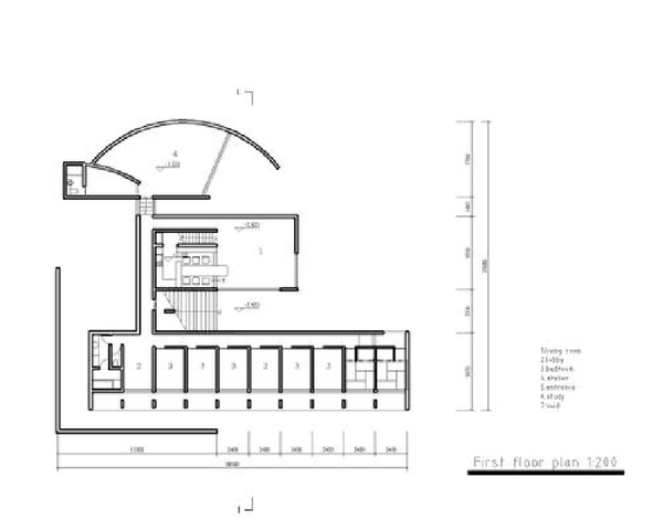 小筱邸住宅平面图 建筑特色:安藤忠雄用其标志性的混凝土网格修建了两