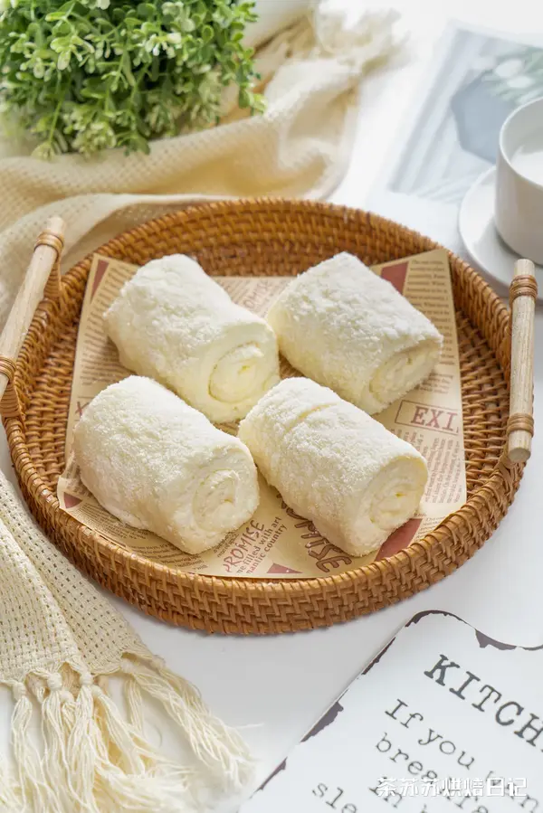 奶油椰蓉卷