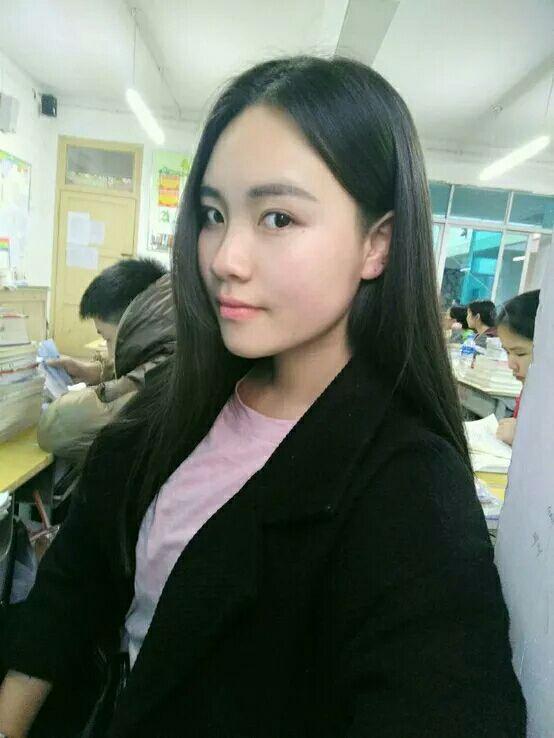 如何看待高中女生"混社会"这样的现象?