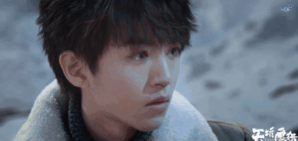 祝王俊凯生日快乐19岁王俊凯你好
