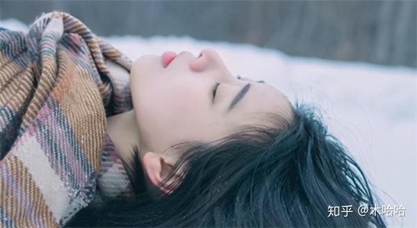 最恰当的做法就是诚恳的,掏心窝子的去问女生,你为什么生气.