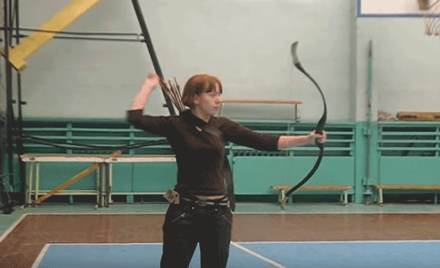 每个传统弓玩家心中几乎都有一个骑射梦,纵马驰骋,弯弓搭箭,快意恩仇