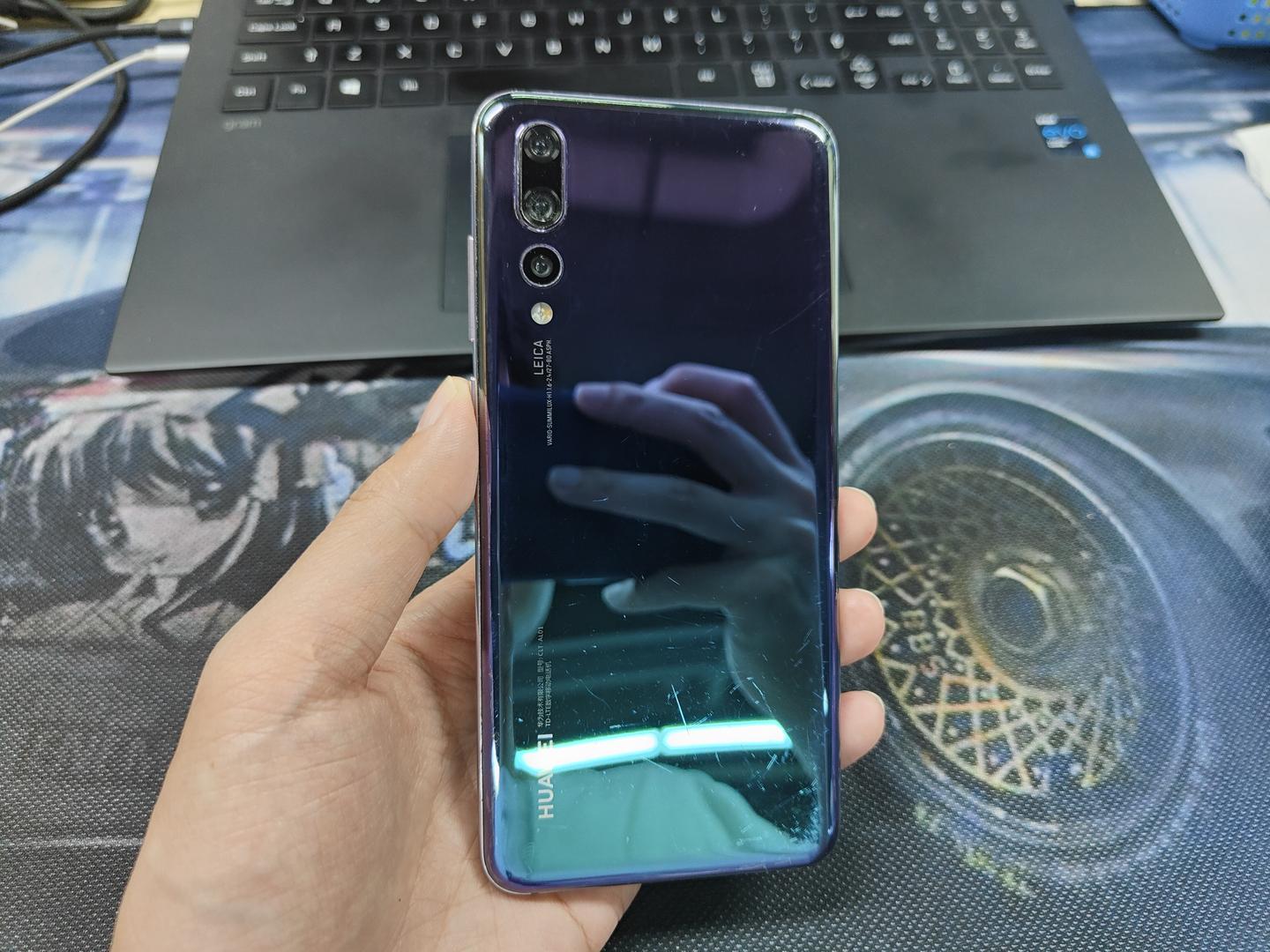 华为p20pro图片,p20pro图片 当初4988的拍照神机华为p20 pro,过了三年竟然还值这么多?