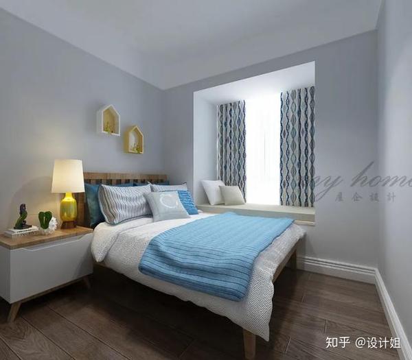 木地板的卧室,搭配白色木纹砖,效果也是非常美观优雅.