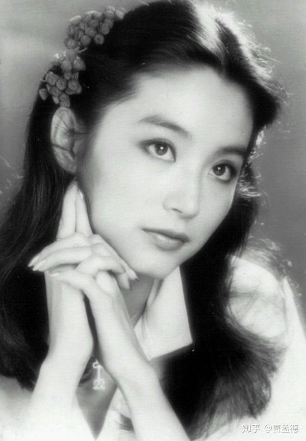 为什么多数人都喜欢70年代80年代的女星,如张曼玉林青霞王祖贤等人