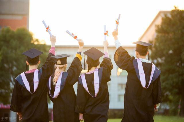 教育部2021年有909万大学生毕业就业竞争激烈考研或将成趋势