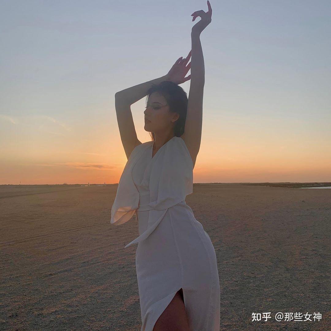 她就是经常介绍的模特"就是阿朱啊"