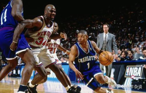 博格斯身高1米6,是最矮的球员,他为何能在nba立足14年