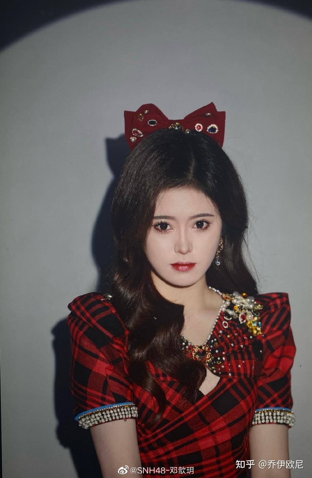 如何评价丝芭成员邓歆玥模仿鞠婧祎