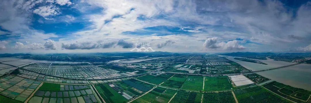 鹤洲北,斗门金融岛实拍珠海中心站(鹤洲)近期动作频频,很多都是实