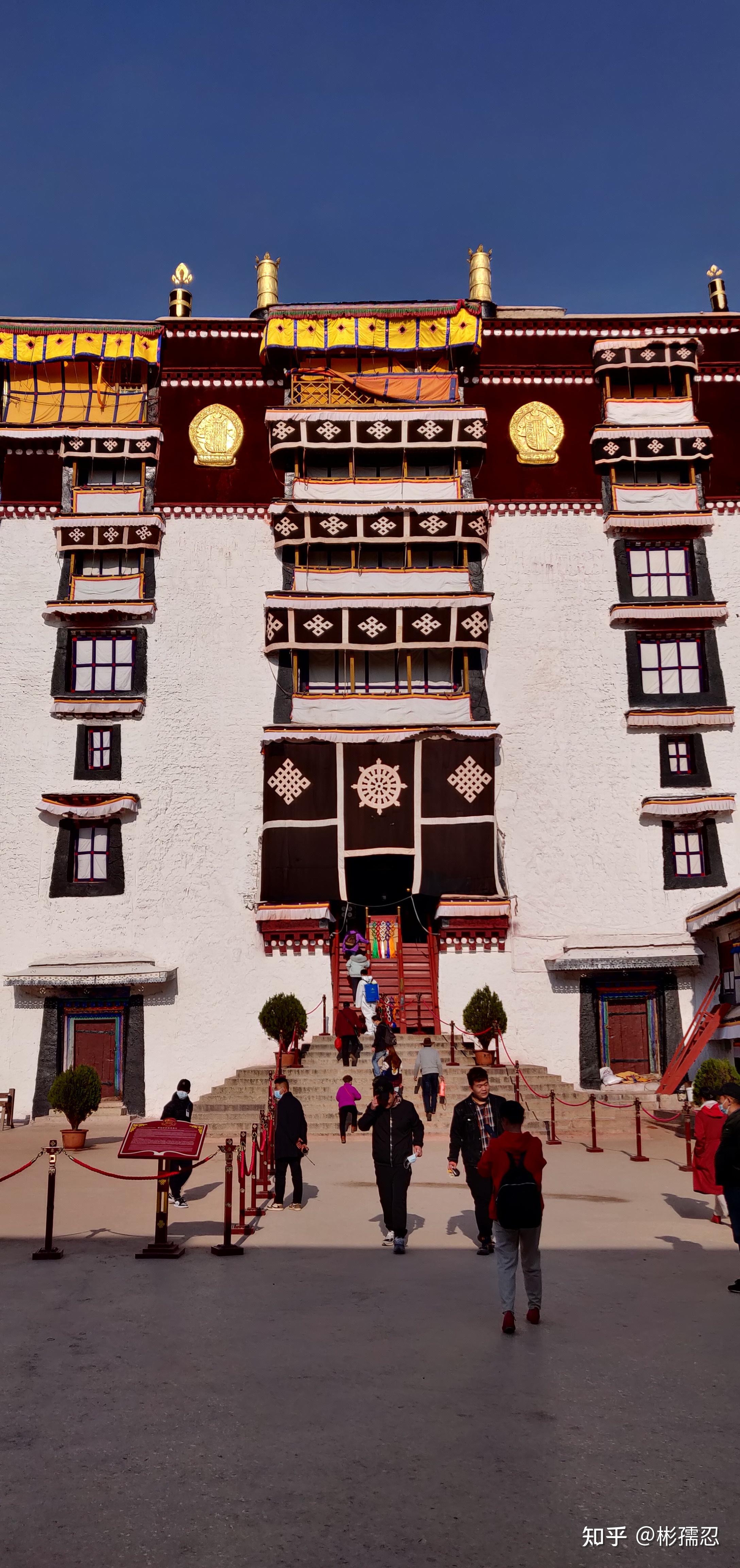 拉萨下转经轮转动的岁月