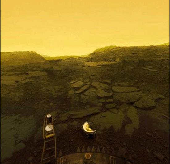 为什么金星地面平坦而火星地表崎岖不平