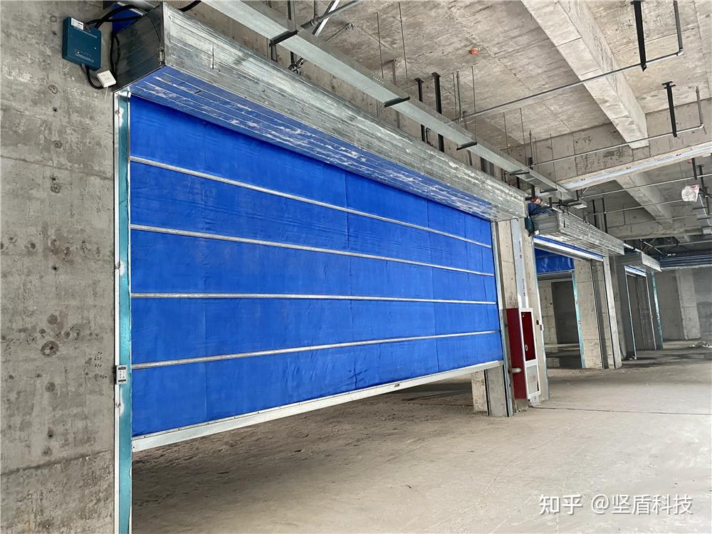 双轨防火卷帘设置的场景不同下降的要求有哪些区在线体育博彩 平博体育 Pinnacle 赔率最高别？