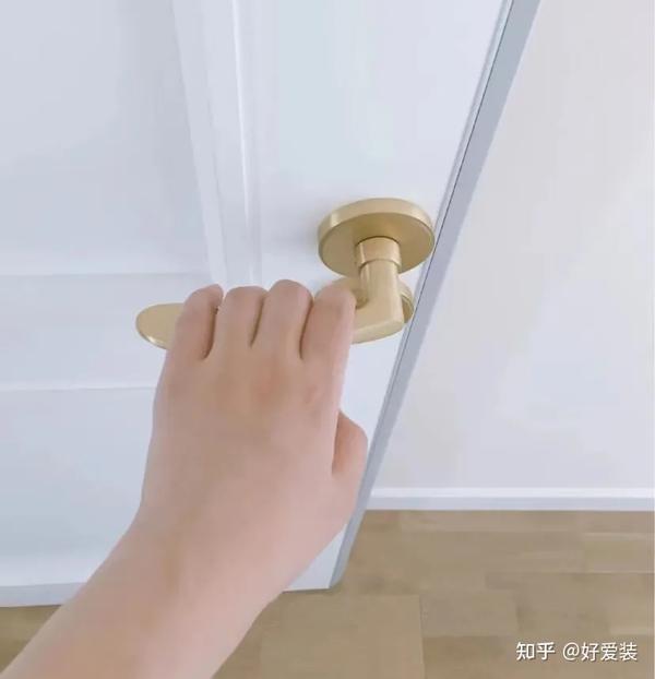 门吸要低调 老式门