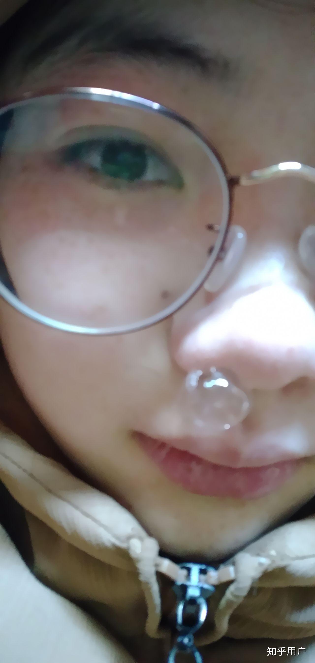 如何吹出鼻涕泡