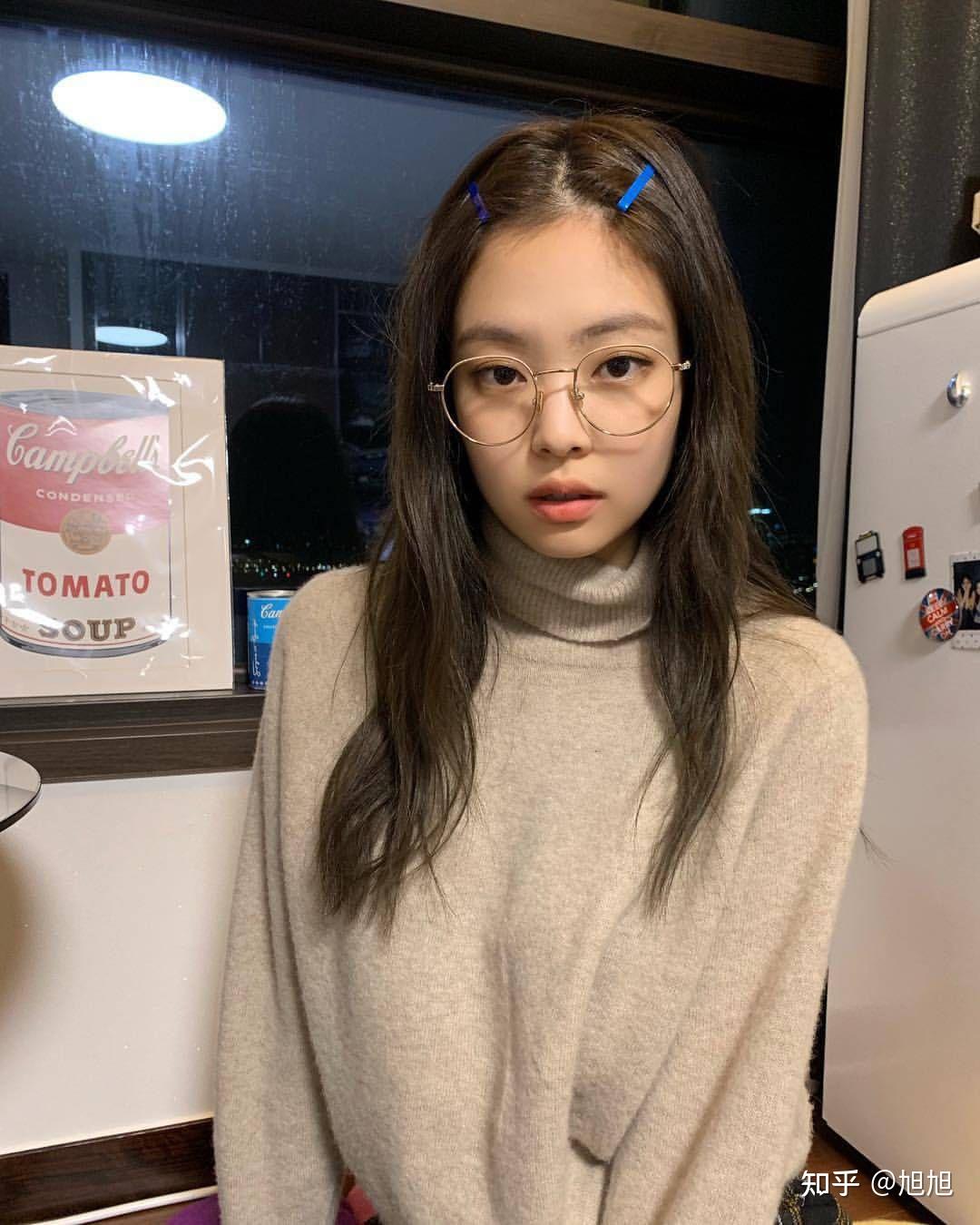 blackpink戴眼镜的照片,blackpink戴眼镜 有无blackpink戴眼镜的照片