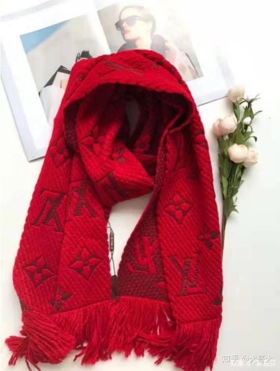 奢侈品鉴别:"代购"也不一定是正品,一分钟教你鉴别lv围巾真假