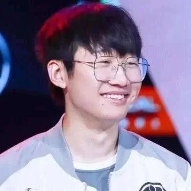theshy冠军签名头像,theshy冠军签名图片 theshy狂赚43亿!ig奖杯未到皮肤奖金却到位了:难怪不努力了